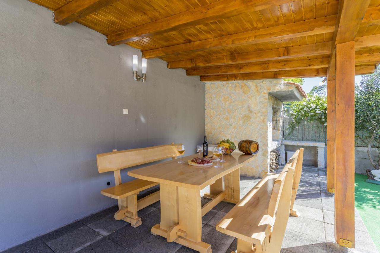 Kučiće Holiday Home Dijamant מראה חיצוני תמונה
