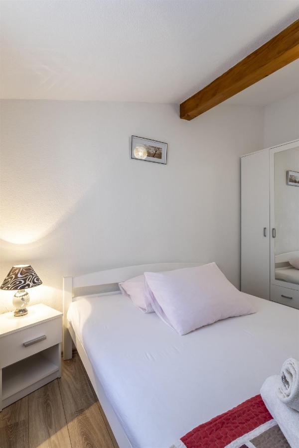 Kučiće Holiday Home Dijamant מראה חיצוני תמונה
